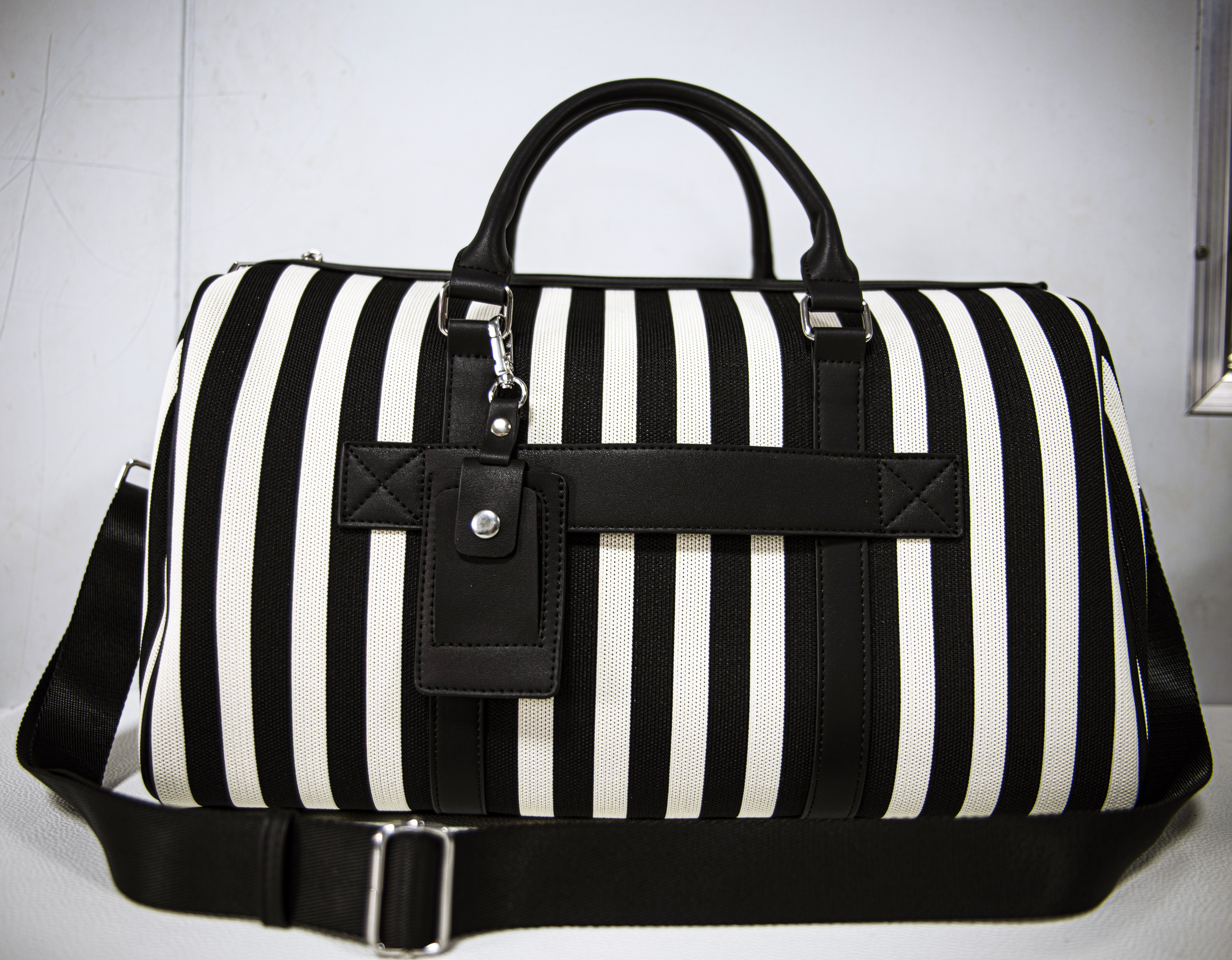 Lightweight Fly knitted Durable Travel Bag, Travel with Style.